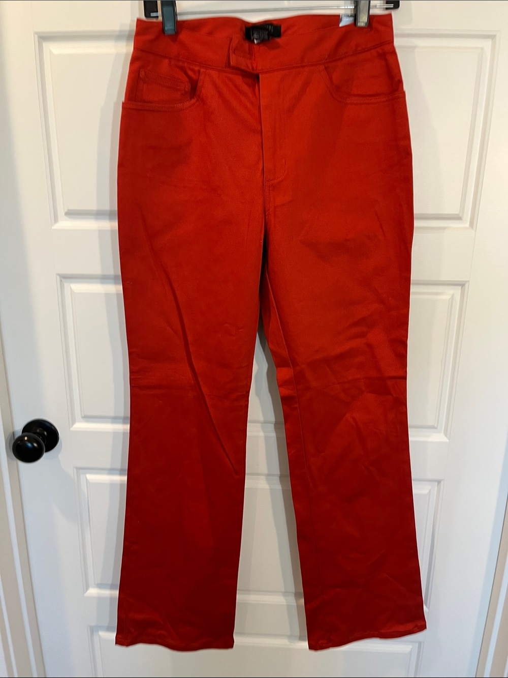 The Limited Stretch pants in red 8 NWT